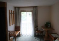 zimmer-renoviert-ba8efb.jpg