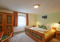 a7402002-hdr_1_.jpg a7402002-hdr_1_.jpg