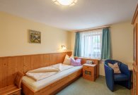 a7402011-hdr_1_.jpg a7402011-hdr_1_.jpg